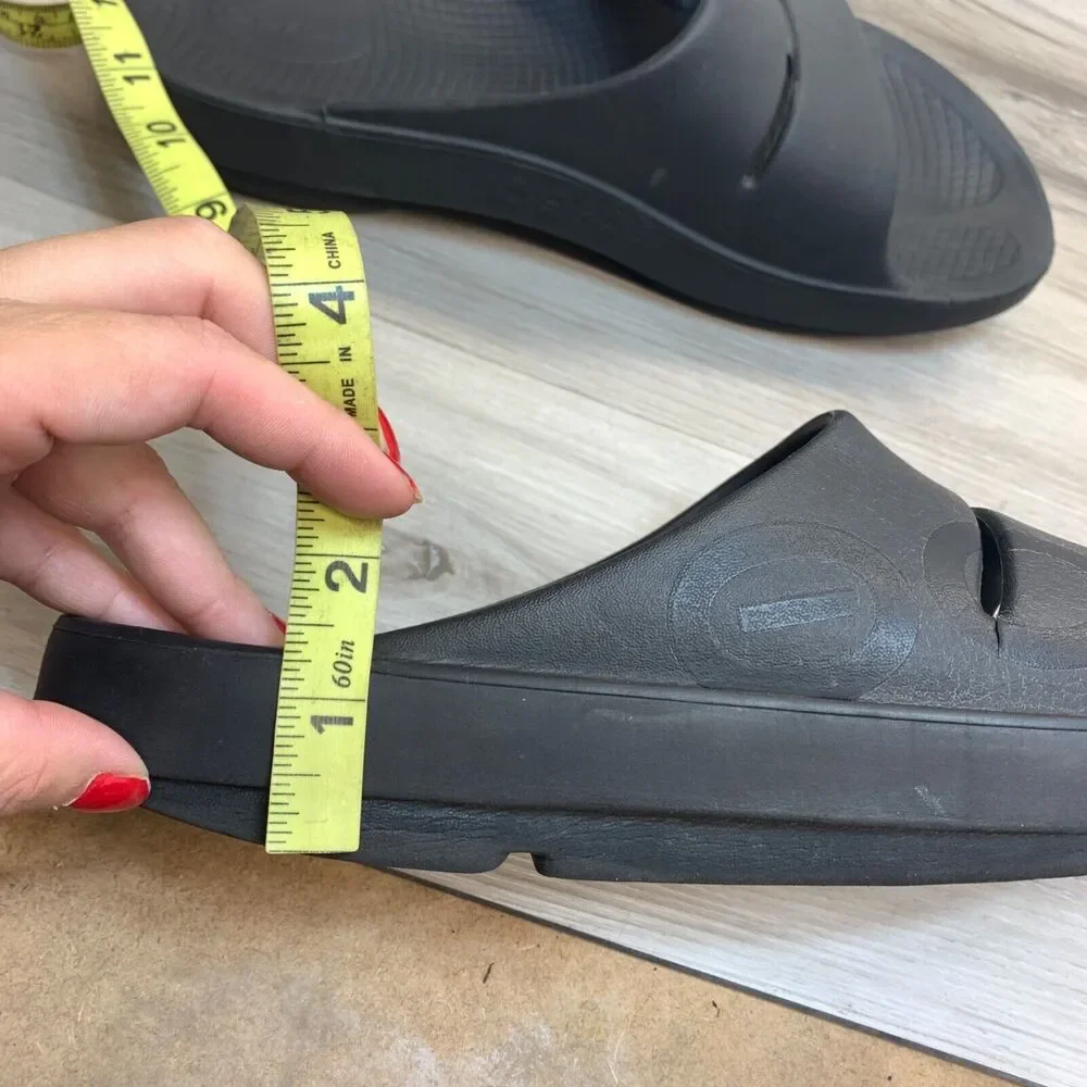 EUC OOFOS OOahh Recovery Sandals‎ Slide On Black Women's 13 Men's 11 EU 44
